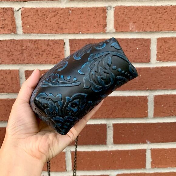 Vintage Style Handmade Genuine Embossed Leather Purse/ Phone case/Crossbody - Picture 8 of 12